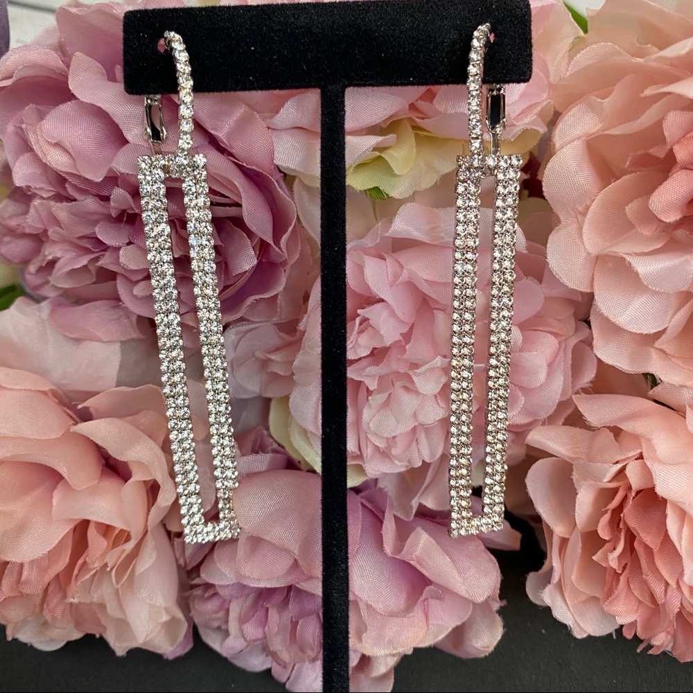 Sparkly Crystal Rhinestone Rectangle Drop Earrings - Picture 6 of 8